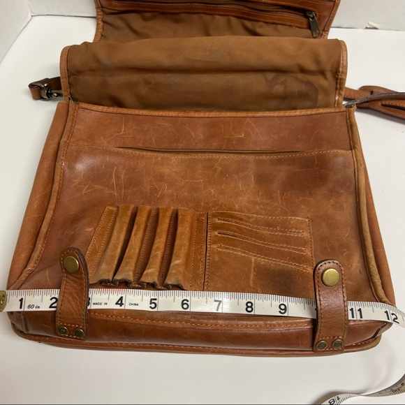 WILSONS The Leather Experts Vintage Unisex Messenger Briefcase Crossbody Bag - Picture 6 of 15